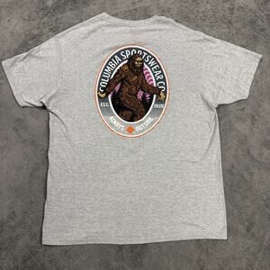 Columbia Men's T Shirt XL Gray Sasquatch Bigfoot Always Outside Crew Neck